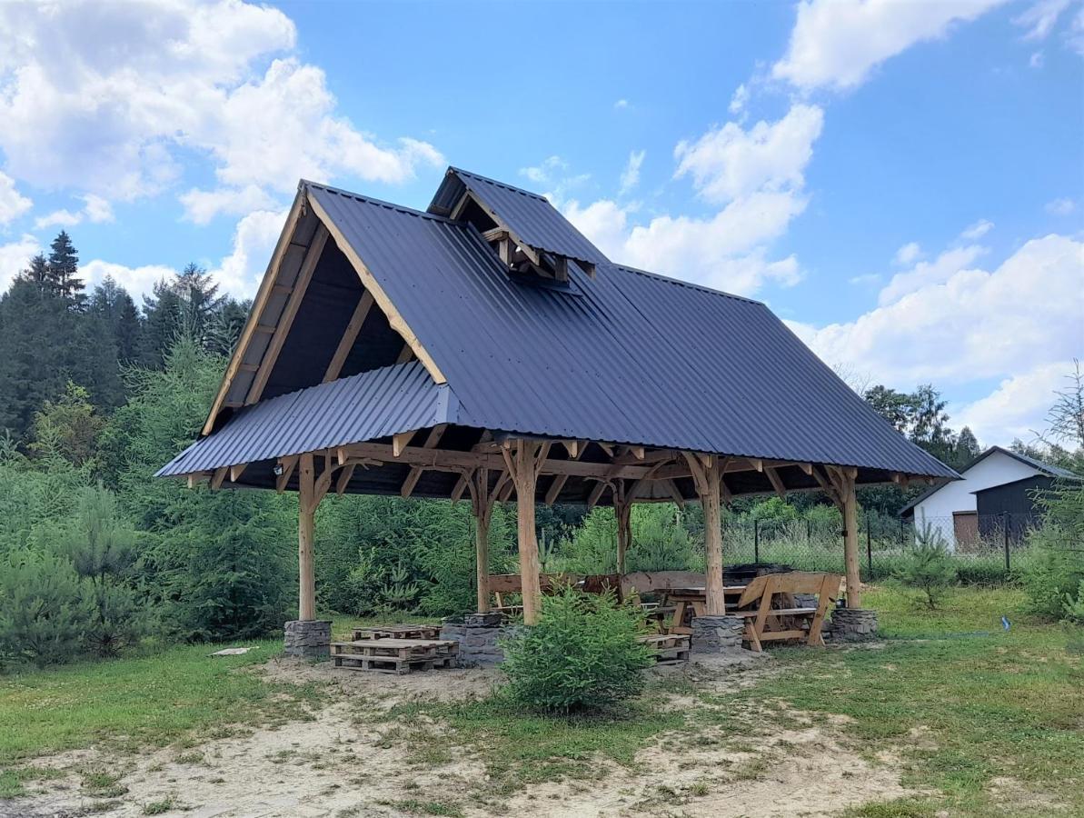 Hotel Chochlik Ustrzyki Dolne Exterior foto